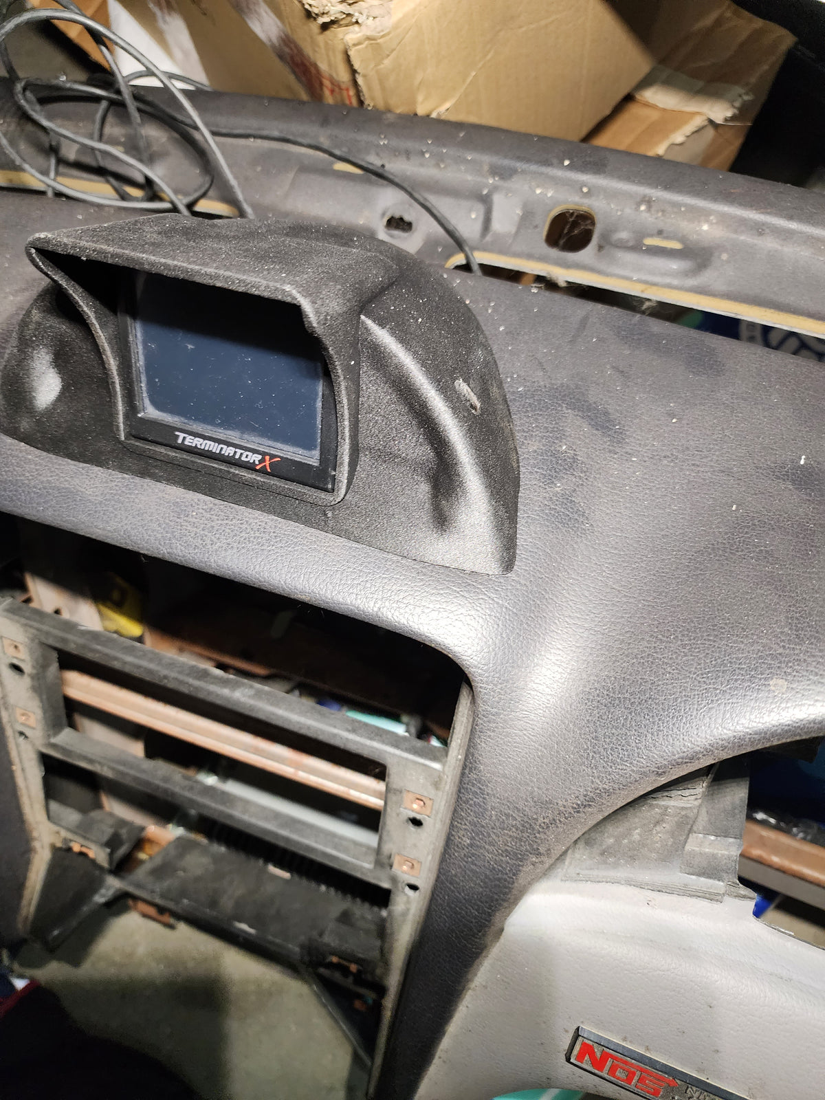 1994 to 2004 mustang New edge and SN95 terminator x and sniper screen clock mount.