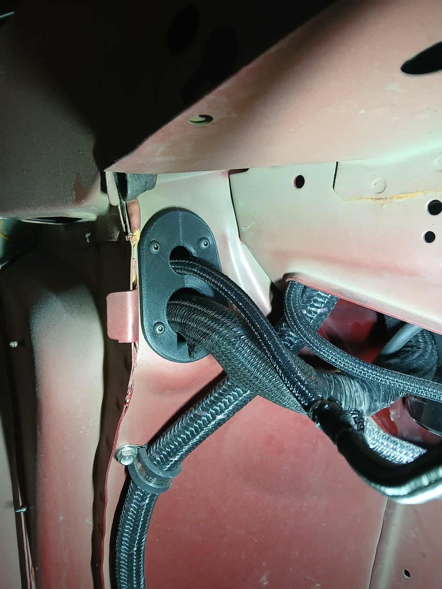 3D Printed Firewall Bulkhead Fitting for 1994-2004 Ford Mustang SN95/New Edge - CarChains3d