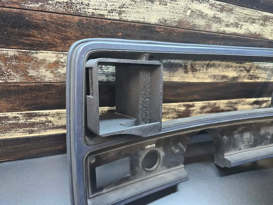 3D Printed Holley EFI 3.5 Inch Terminator X / Sniper Screen AC Vent Mount for 1978-1983 Chevrolet Malibu Sweep