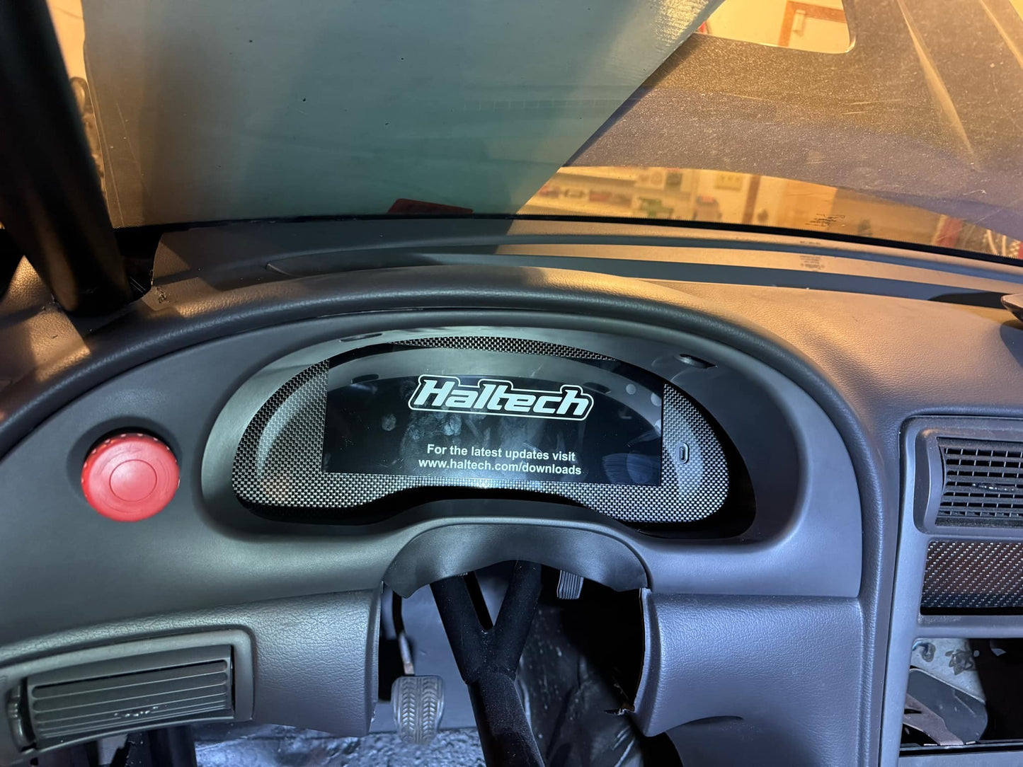 Digital Dash Beauty Backplate Insert for 1994-2004 Ford Mustang SN95 and New Edge - CarChains3d