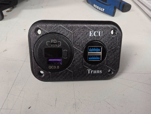 USB hub with 12v Powered Phone Chargers