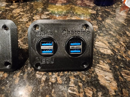 Labeled USB hubs